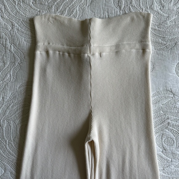 The Good Alma - Clary Sage Organic Cotton Lounge Waffle Pants - Cream - Picture 12 of 13